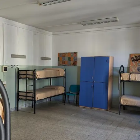 Litus Roma Ostello *