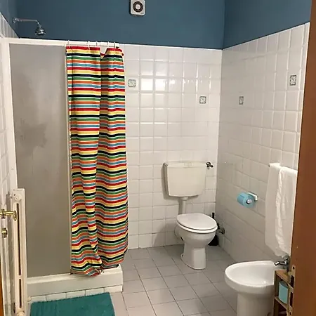Litus Hostel *